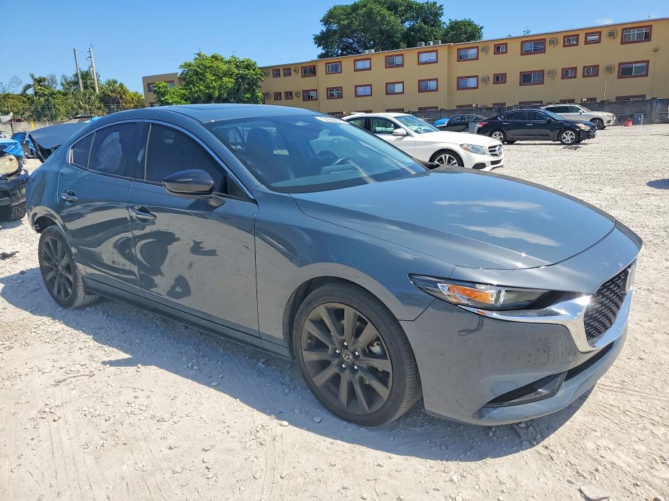 Photo 4 from auction – 2024 MAZDA 3 with VIN 3MZBPBCM2RM419232