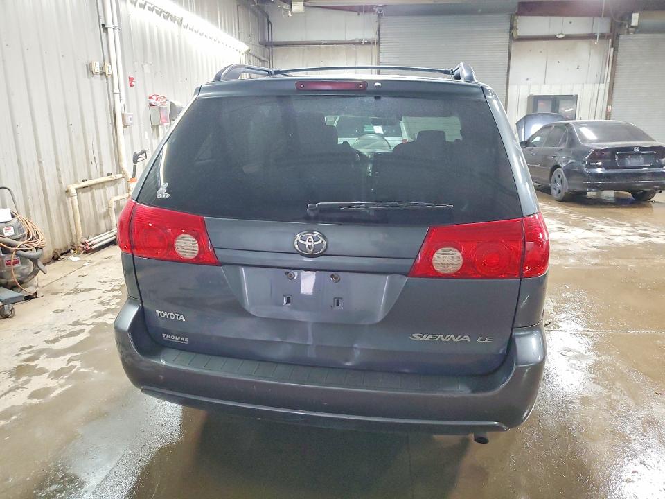 Photo 6 from auction – 2007 TOYOTA SIENNA with VIN 5TDZK23C67S066417