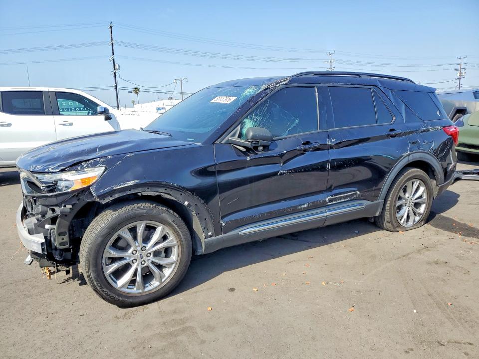 FORD EXPLORER 2020 with VIN 1FMSK7DHXLGA70592 - Photo from auction
