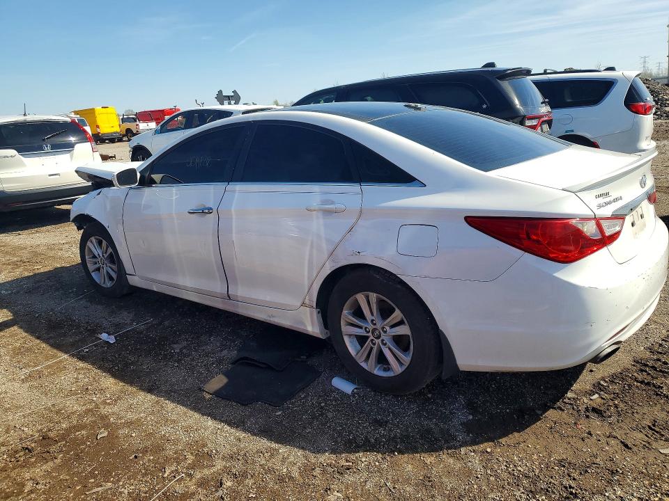 Photo 2 from auction – 2012 HYUNDAI SONATA with VIN 5NPEC4AB9CH406547