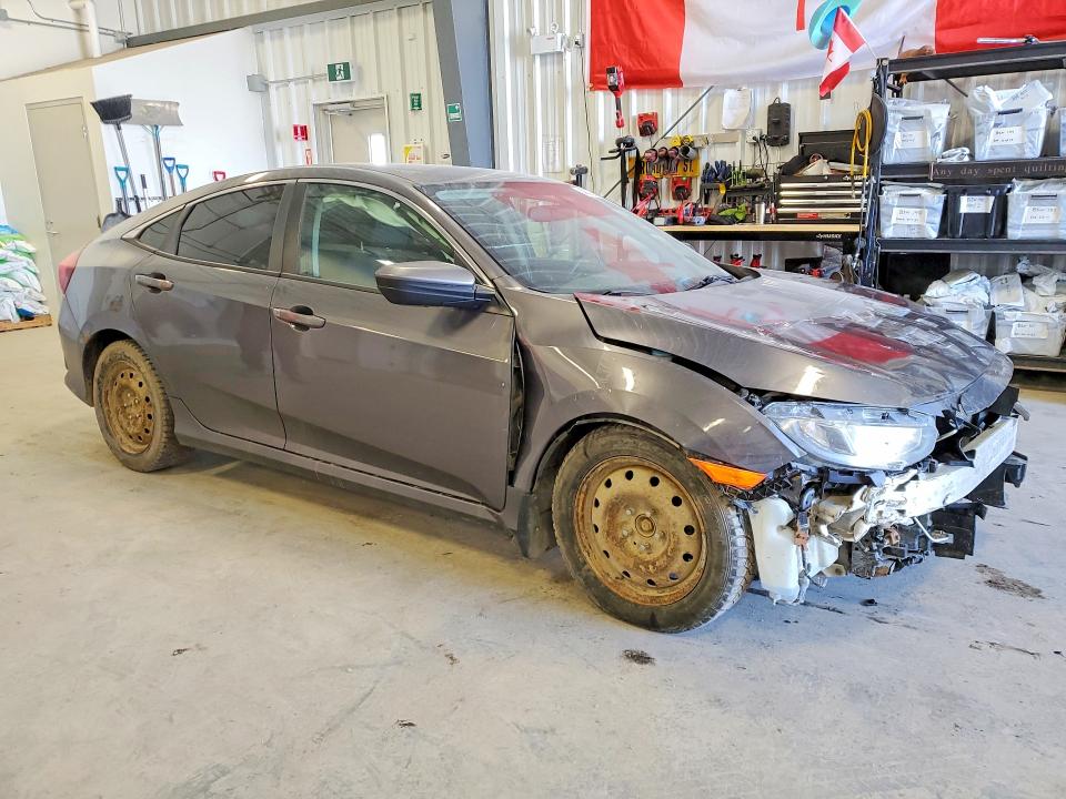 Photo 4 from auction – 2016 HONDA CIVIC with VIN 2HGFC2F53GH030441