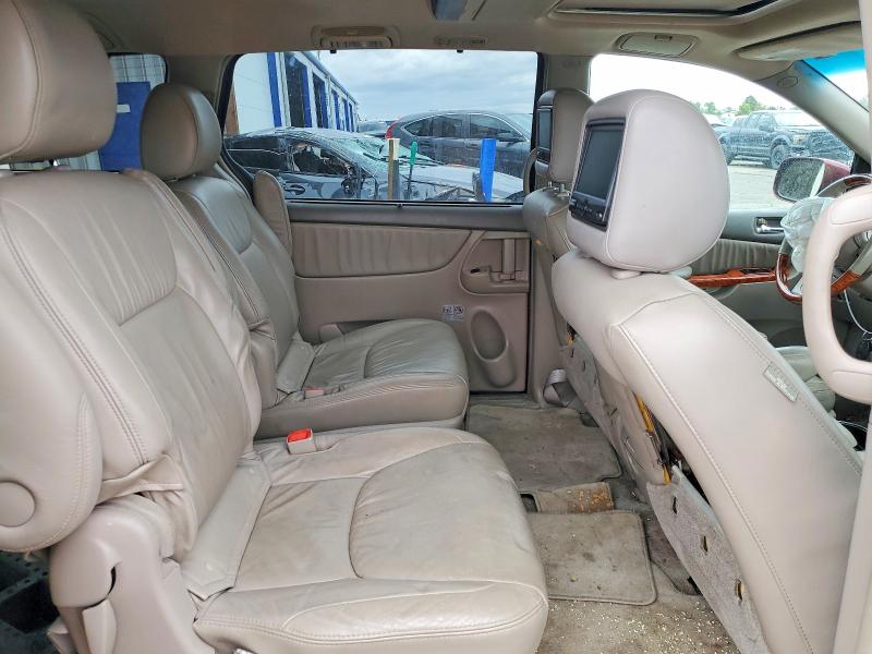 Photo 11 from auction – 2010 TOYOTA SIENNA with VIN 5TDDK4CC5AS028691
