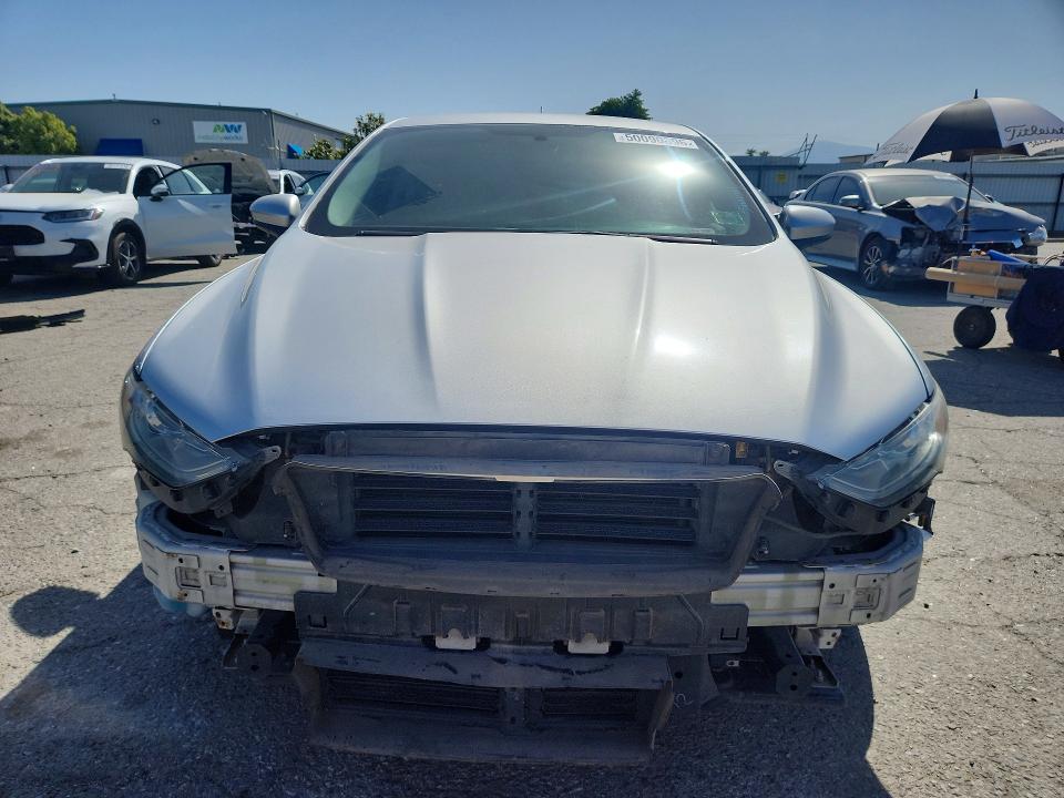 Photo 5 from auction – 2017 FORD FUSION with VIN 3FA6P0H79HR168499