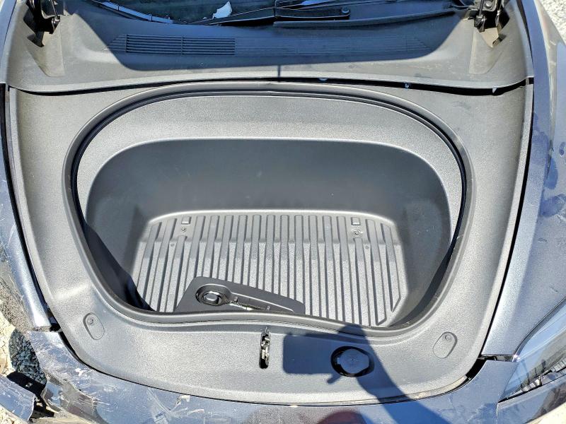 Photo 11 from auction – 2025 TESLA MODEL 3 with VIN 5YJ3E1EA3SF056590