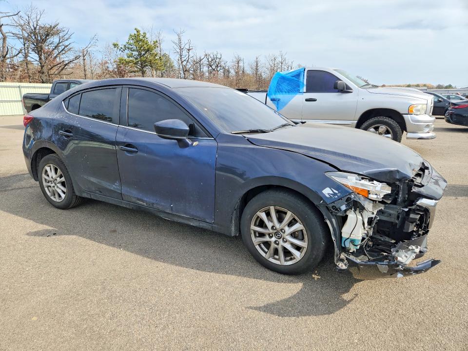 Photo 4 from auction – 2018 MAZDA 3 with VIN 3MZBN1U77JM229181