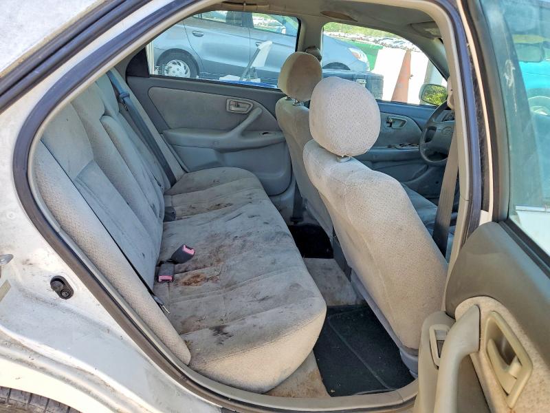 Photo 10 from auction – 2001 TOYOTA CAMRY with VIN 4T1BF22K71U964179