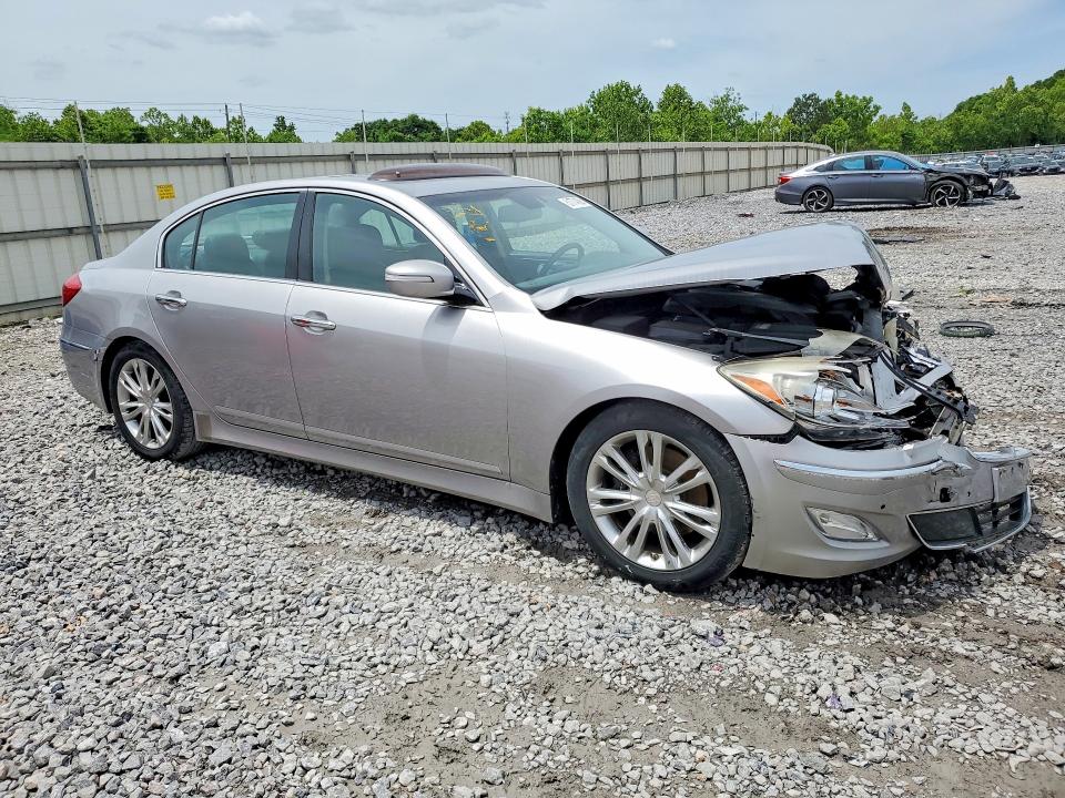 Photo 4 from auction – 2013 HYUNDAI GENESIS with VIN KMHGC4DD2DU224746