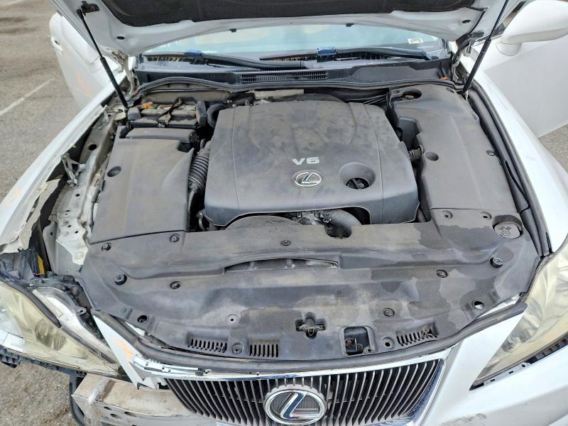 Photo 11 from auction – 2007 LEXUS IS with VIN JTHBK262775050364