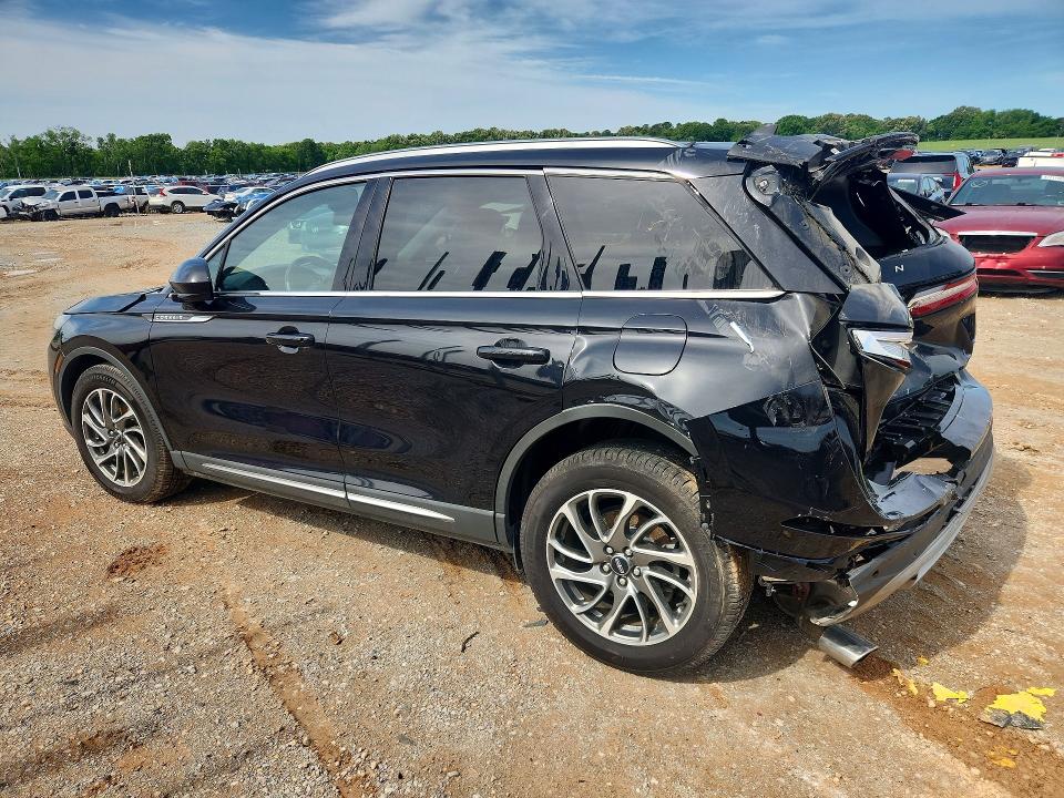 Photo 2 from auction – 2022 LINCOLN CORSAIR with VIN 5LMCJ1C98NUL15230