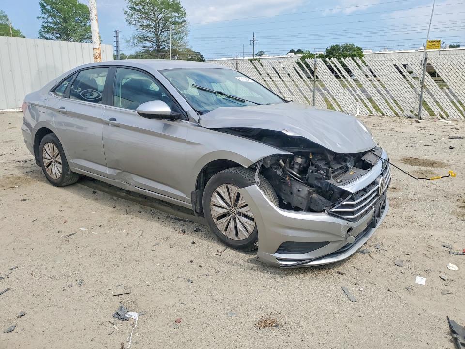 Photo 4 from auction – 2020 VOLKSWAGEN JETTA with VIN 3VWCB7BU6LM052828