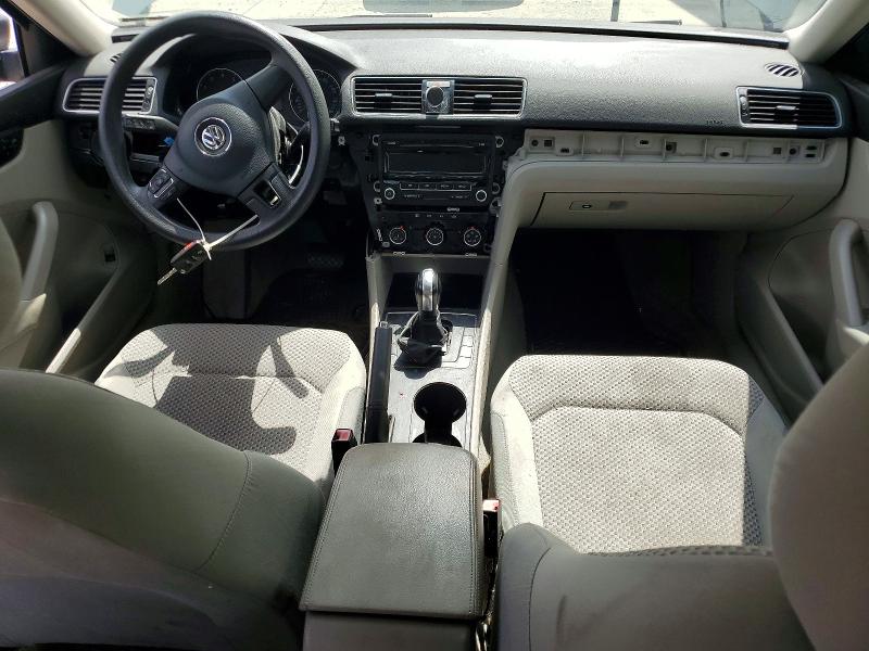 Photo 8 from auction – 2014 VOLKSWAGEN PASSAT with VIN 1VWAP7A31EC016597