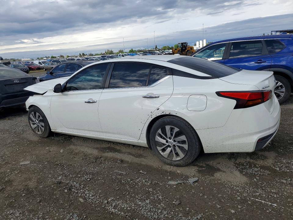 Photo 2 from auction – 2019 NISSAN ALTIMA with VIN 1N4BL4BV1KC218262
