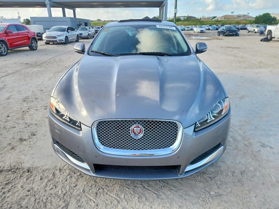 Photo 5 from auction – 2015 JAGUAR XF with VIN SAJWA0FSXFPU50496