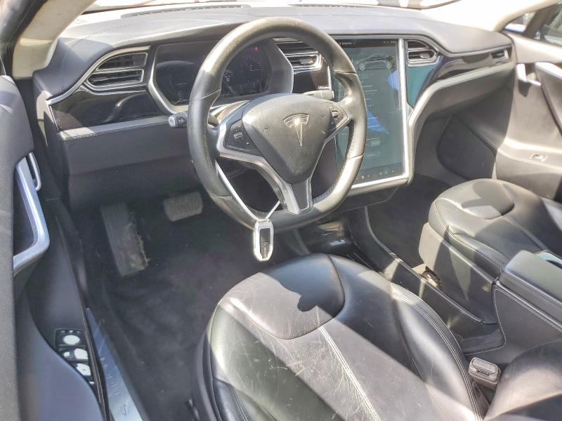 Photo 8 from auction – 2015 TESLA MODEL S with VIN 5YJSA1E27FF119731