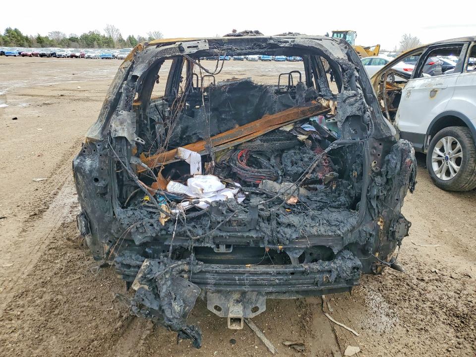 Photo 6 from auction – 2021 TOYOTA HIGHLANDER with VIN 5TDGZRBH7MS146877