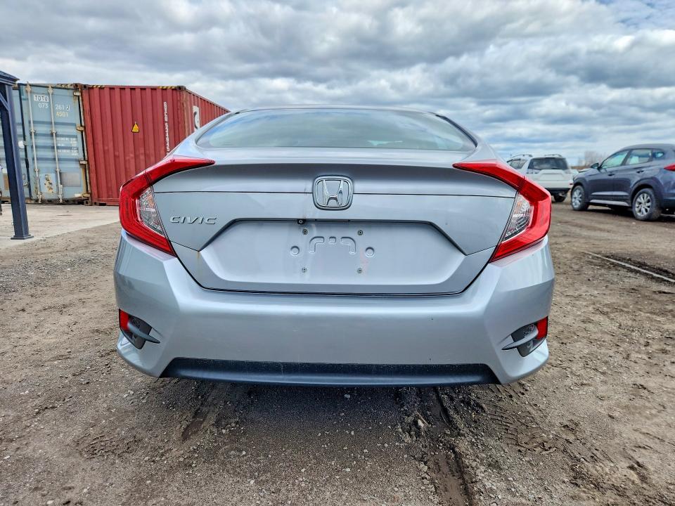 Снимка 6 от търг – 2017 HONDA CIVIC с VIN 2HGFC2F89HH008990