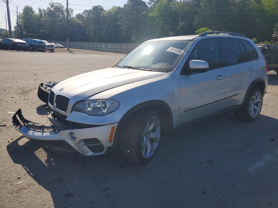 BMW X5 2013 with VIN 5UXZV4C55D0G51087 - Photo from auction