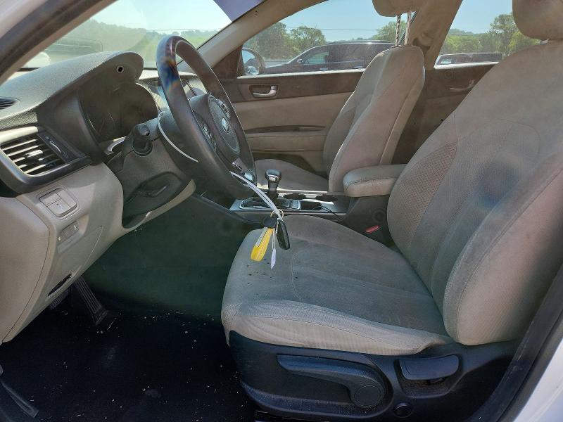Photo 7 from auction – 2018 KIA OPTIMA with VIN 5XXGT4L35JG252877