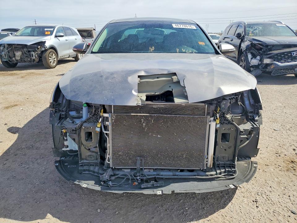 Photo 5 from auction – 2017 KIA OPTIMA with VIN 5XXGU4L35HG168372
