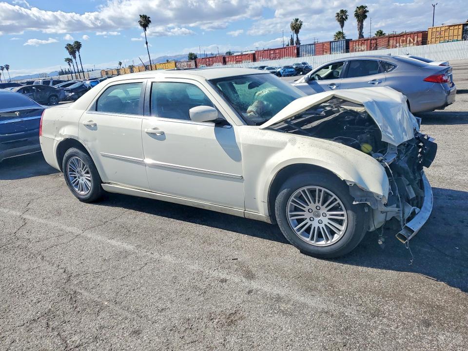 Zdjęcie 4 z aukcji – 2008 CHRYSLER 300 z VIN 2C3KA53G58H211749