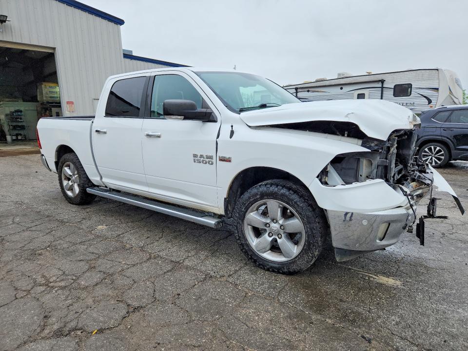 Photo 4 from auction – 2015 RAM 1500 with VIN 1C6RR7LT8FS788901
