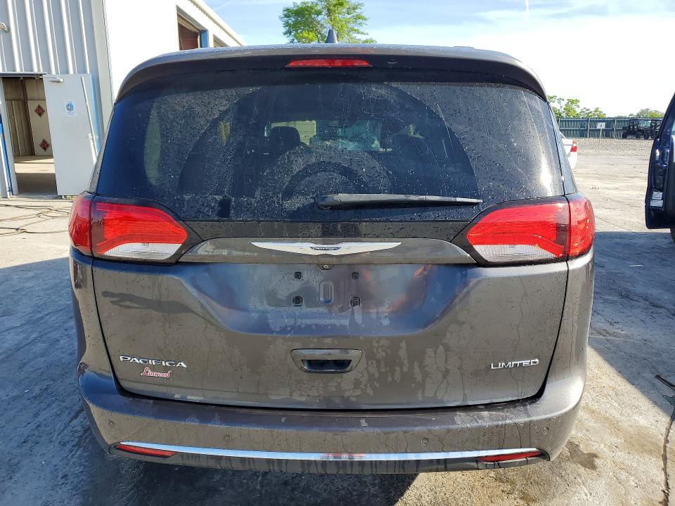 Photo 6 from auction – 2018 CHRYSLER PACIFICA with VIN 2C4RC1GG0JR122551