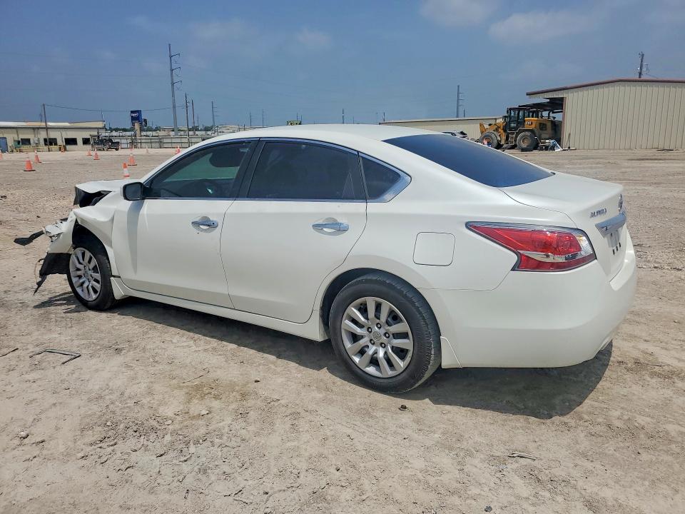 Photo 2 from auction – 2015 NISSAN ALTIMA with VIN 1N4AL3AP9FC573579