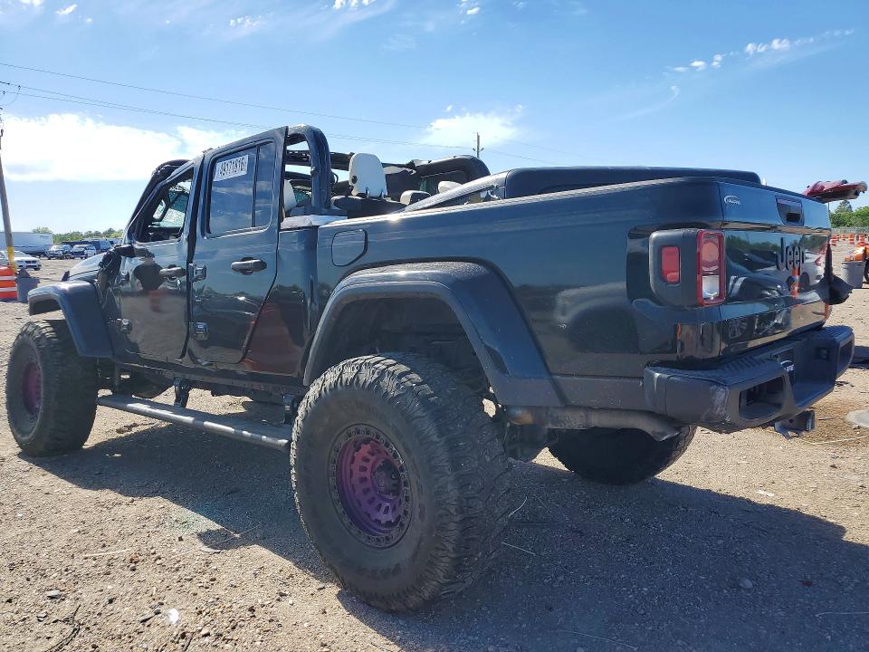 Photo 2 from auction – 2021 JEEP GLADIATOR with VIN 1C6HJTAG9ML623982