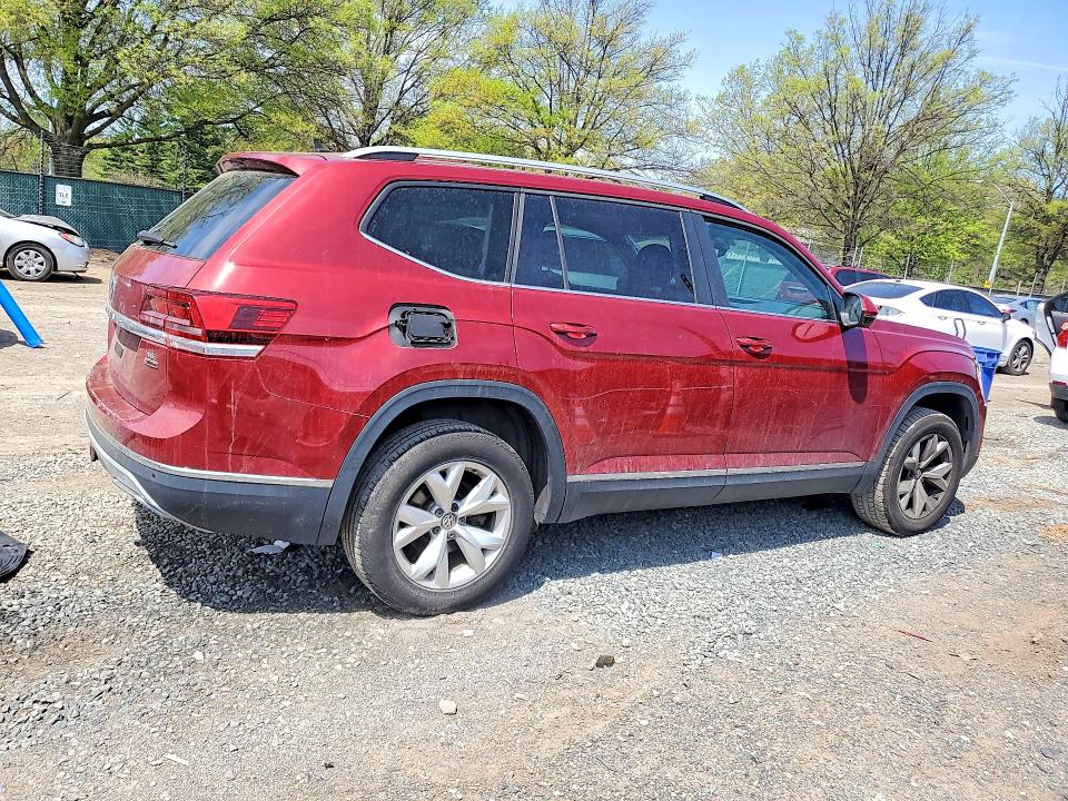 Photo 3 from auction – 2018 VOLKSWAGEN ATLAS with VIN 1V2MR2CA3JC538942