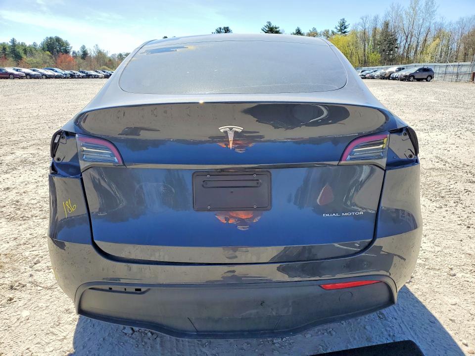 Photo 6 from auction – 2024 TESLA MODEL Y with VIN 7SAYGDEE0RA236186