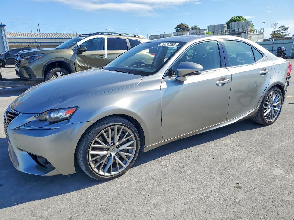 2016 LEXUS IS - Търг №50414066