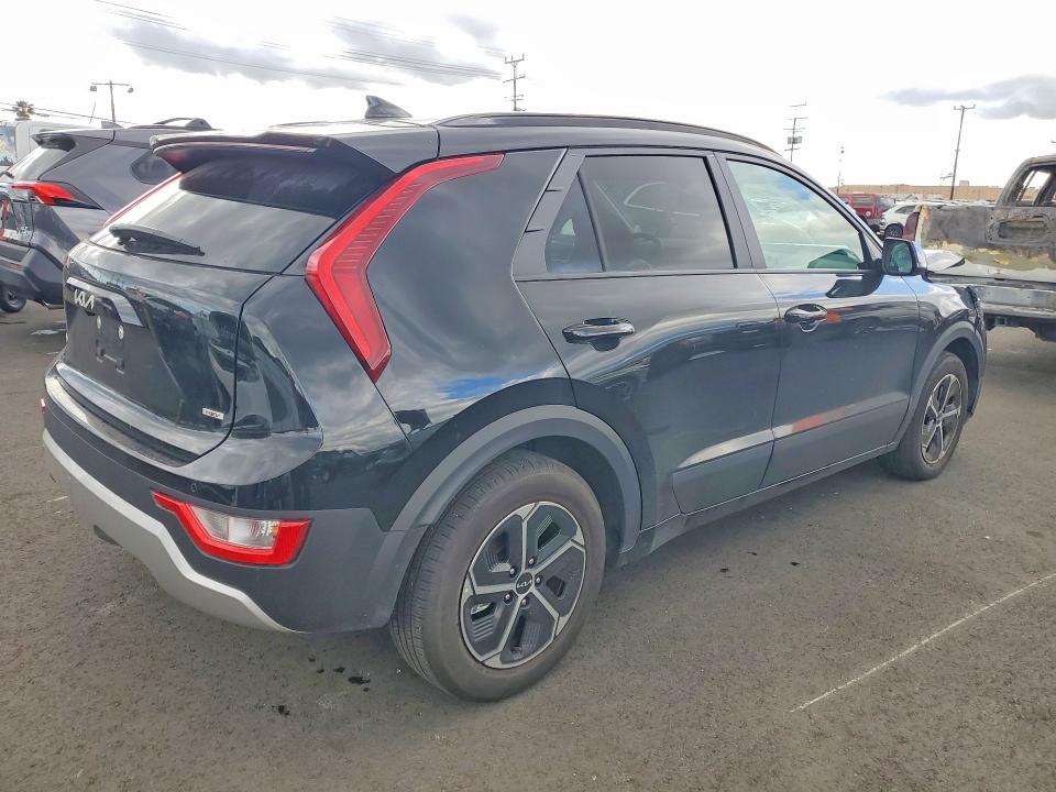Photo 3 from auction – 2026 KIA NIRO with VIN KNDCR3LE1T5319197