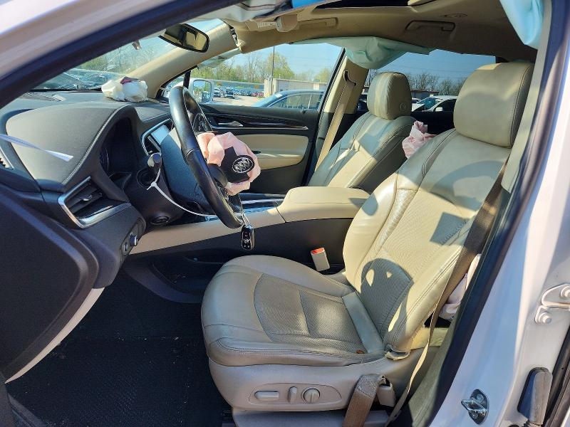 Photo 7 from auction – 2018 BUICK ENCLAVE with VIN 5GAERCKW4JJ133551