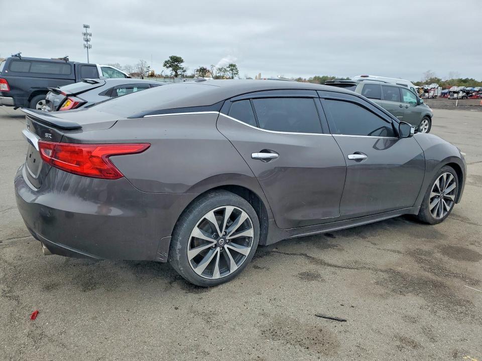Photo 3 from auction – 2016 NISSAN MAXIMA with VIN 1N4AA6AP4GC447302