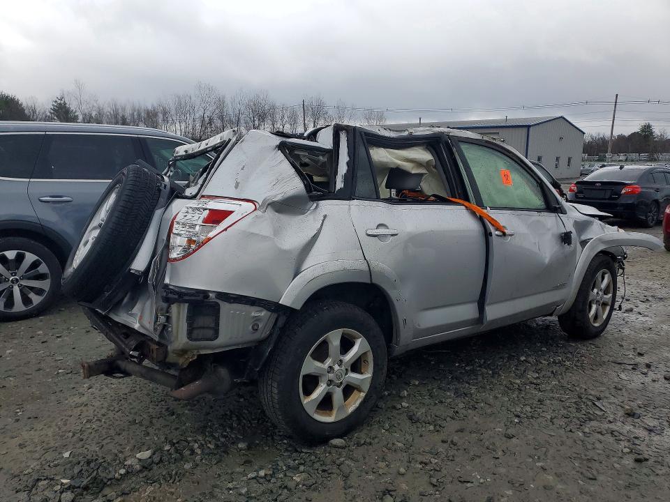 Photo 3 from auction – 2009 TOYOTA RAV4 with VIN JTMBK31V89D005404