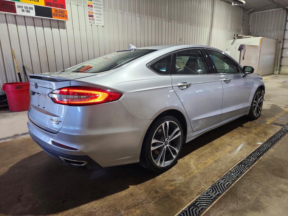 Photo 3 from auction – 2020 FORD FUSION with VIN 3FA6P0D91LR193283