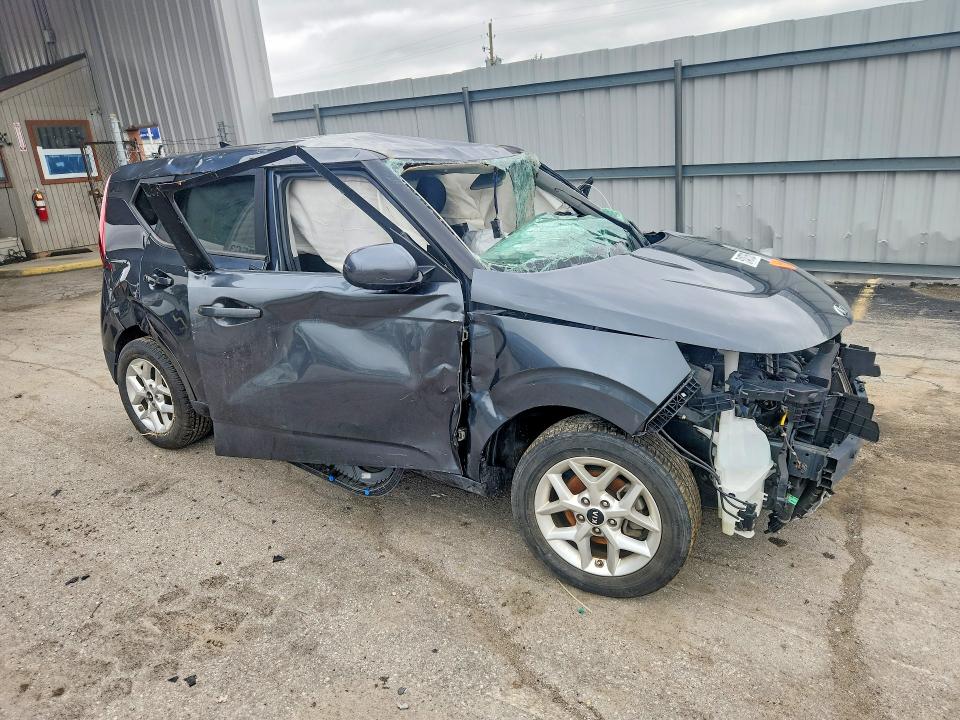 Photo 4 from auction – 2021 KIA SOUL with VIN KNDJ23AU4M7772502