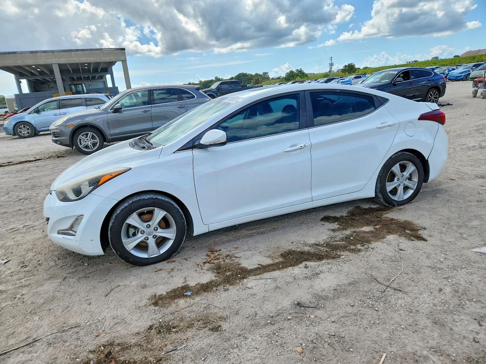 HYUNDAI ELANTRA 2016 with VIN 5NPDH4AE8GH788714 - Photo from auction