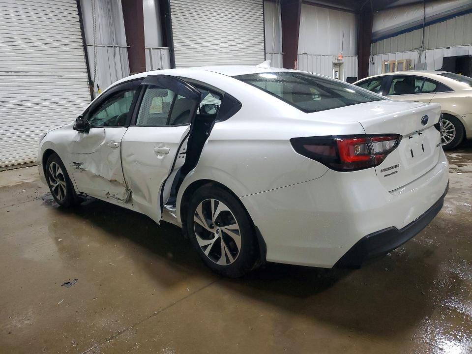 Photo 2 from auction – 2025 SUBARU LEGACY with VIN 4S3BWAD66S3015048