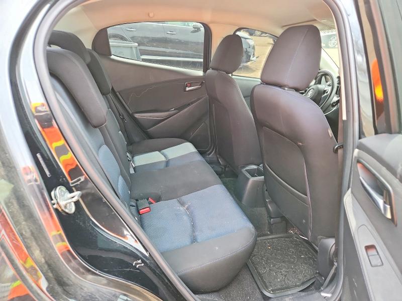Photo 10 from auction – 2016 SCION IA with VIN 3MYDLBZV7GY132841