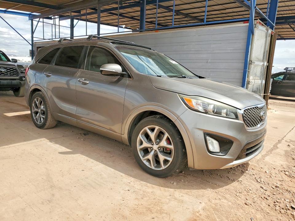 Photo 4 from auction – 2016 KIA SORENTO with VIN 5XYPK4A55GG002017