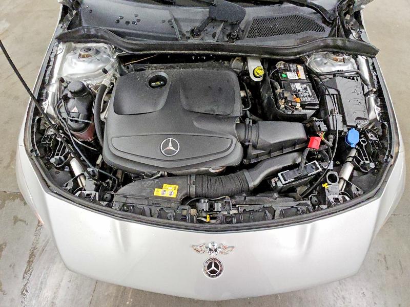 Photo 11 from auction – 2018 MERCEDES-BENZ CLA with VIN WDDSJ4EB9JN545504