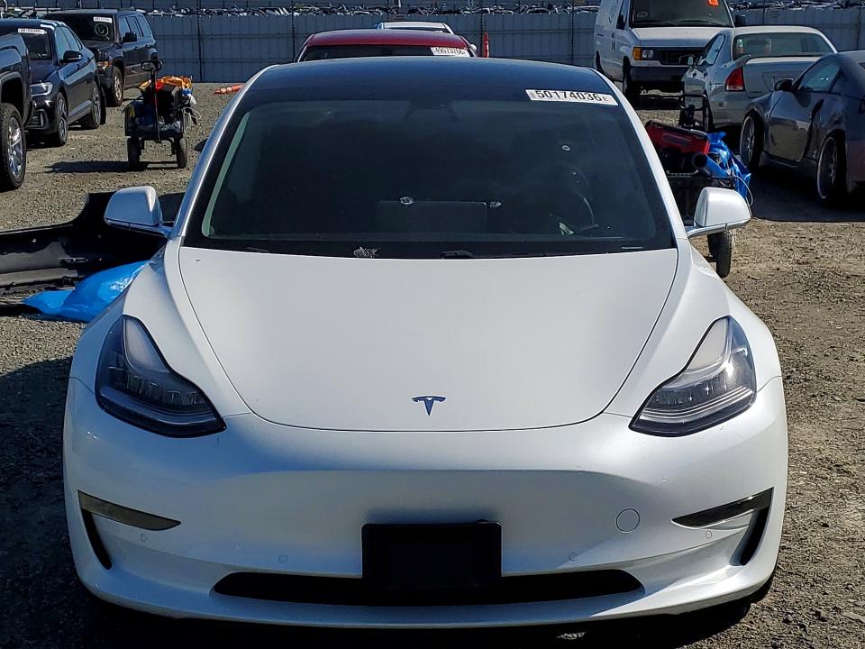 Photo 5 from auction – 2019 TESLA MODEL 3 with VIN 5YJ3E1EB1KF512434