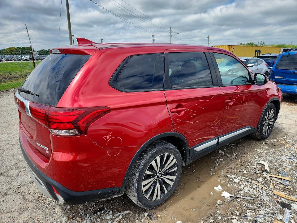 Photo 3 from auction – 2019 MITSUBISHI OUTLANDER with VIN JA4AD3A35KZ005853