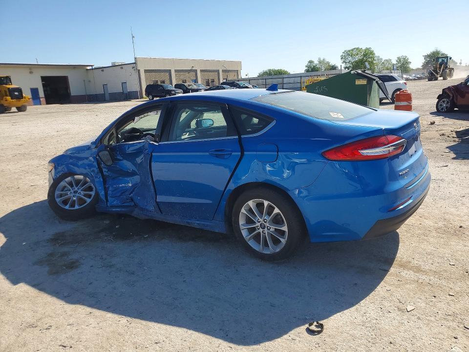 Photo 2 from auction – 2019 FORD FUSION with VIN 3FA6P0LU7KR185015