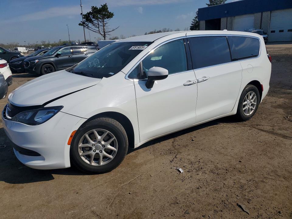 CHRYSLER PACIFICA 2017 with VIN 2C4RC1DG9HR610377 - Photo from auction