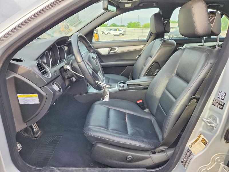 Снимка 7 от търг – 2013 MERCEDES-BENZ C с VIN WDDGF4HB1DA786620