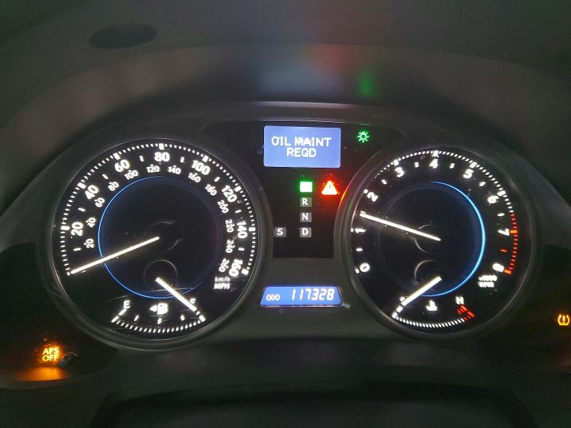 Photo 9 from auction – 2010 LEXUS IS with VIN JTHCF5C28A2032950