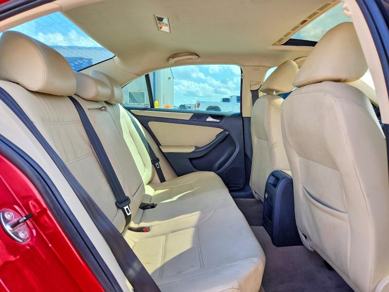 Photo 10 from auction – 2012 VOLKSWAGEN JETTA with VIN 3VWDP7AJ1CM386276