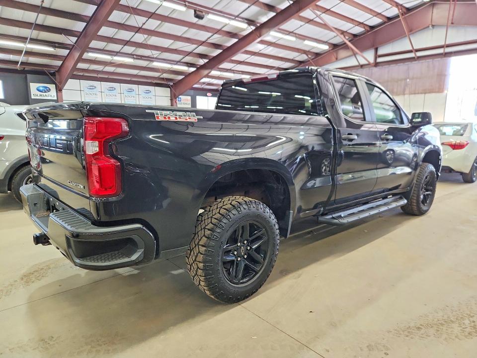 Photo 3 from auction – 2019 CHEVROLET SILVERADO with VIN 1GCRYCEF8KZ212433
